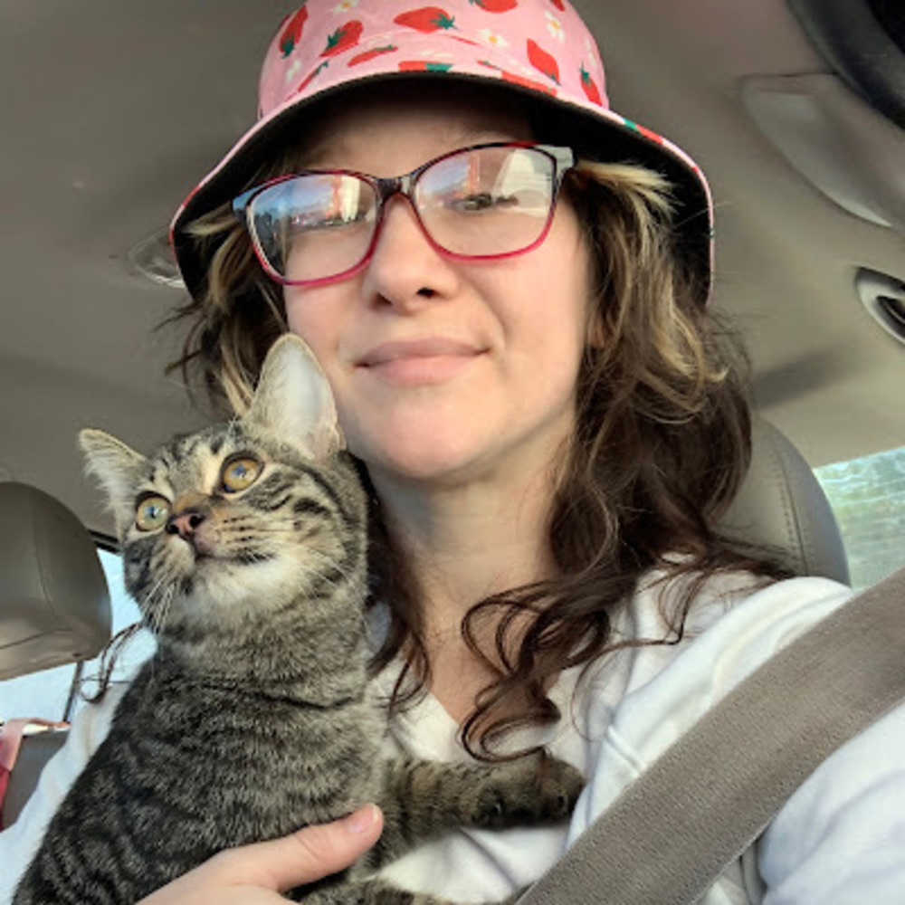 Meet your Posher, Iris